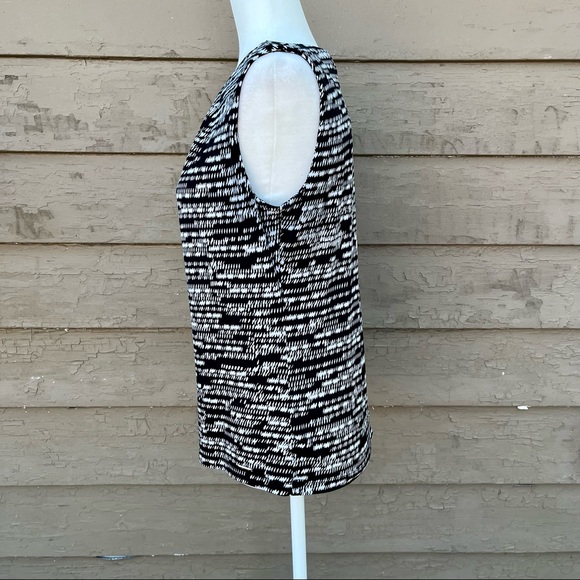 Calvin Klein abstract sleeveless tank - Picture 2 of 6